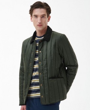 Dark Green Men Barbour Herring Quilted Jacket | US-8495OEVGF